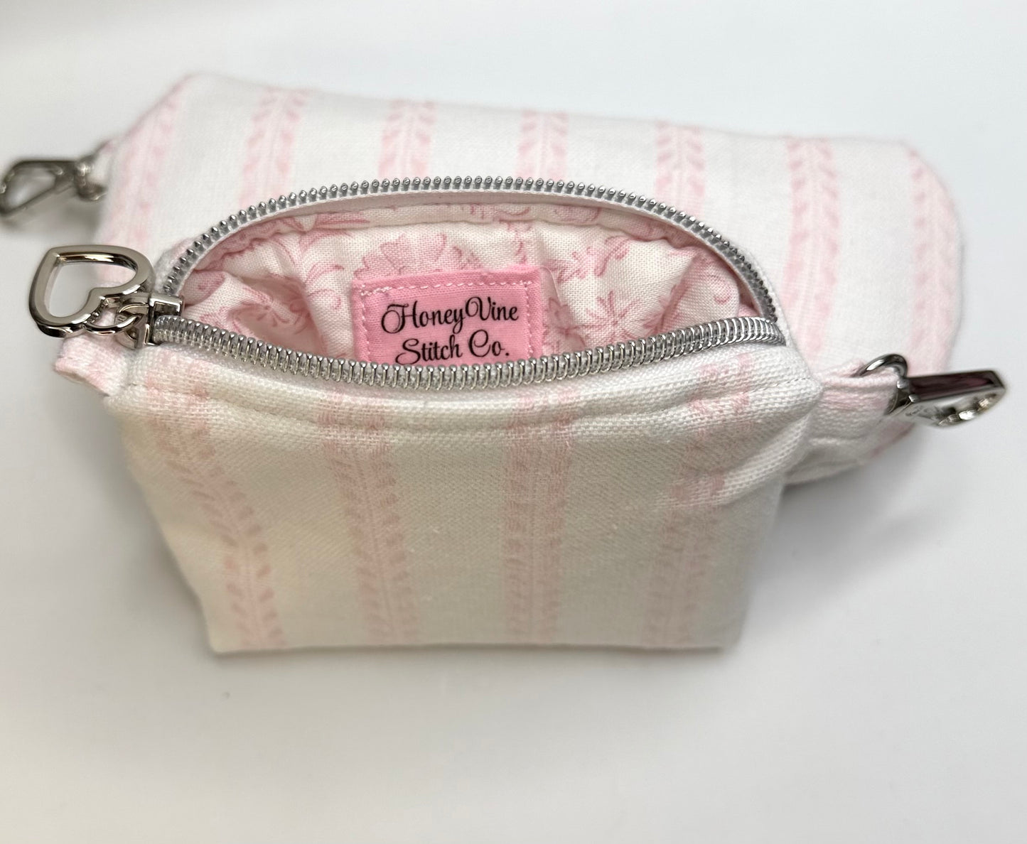Sweet Louise Zipper Pouch